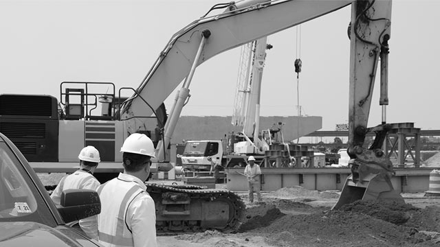 Construction Site with Tracking Solution on Excavator