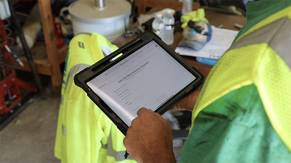 Top 5 Reasons to Use GPS Tracking for Equipment - Equipment