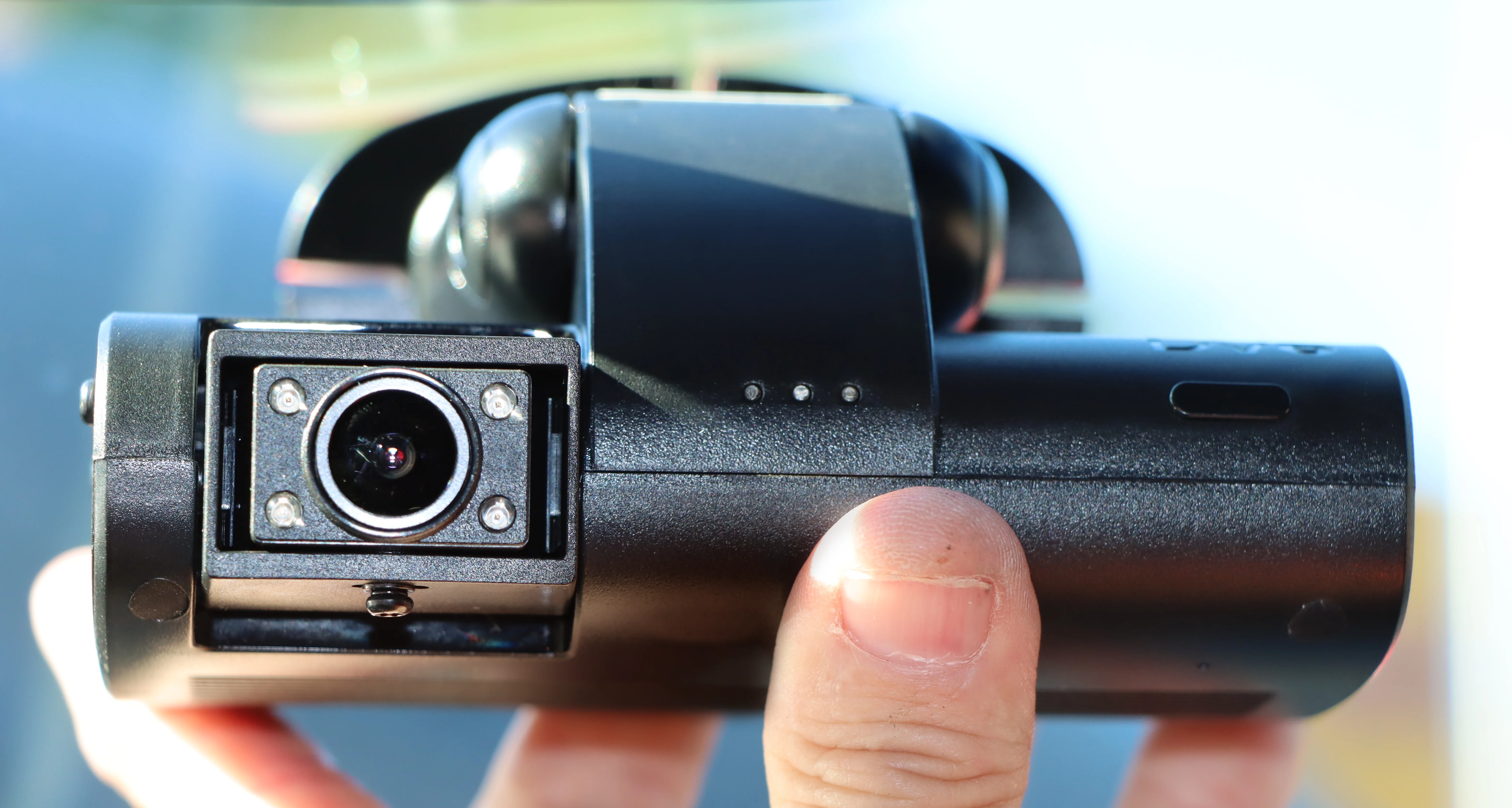 tenna-cam-2.0-safety-ai-dash-camera tenna-cam-2.0-safety-ai-dash-camera