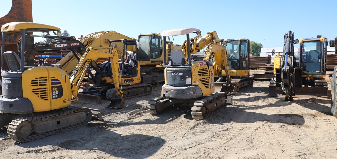 Tracking a construction equipment asset inventory